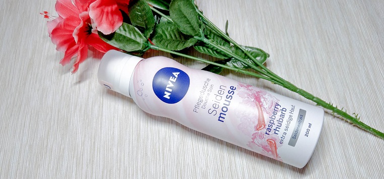 Nivea Plegedusche Seidenmousse raspberry rhubarb Nivea Plegedusche Seidenmousse raspberry rhubarb