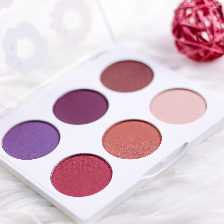 essence happy kawaii LE eye palette