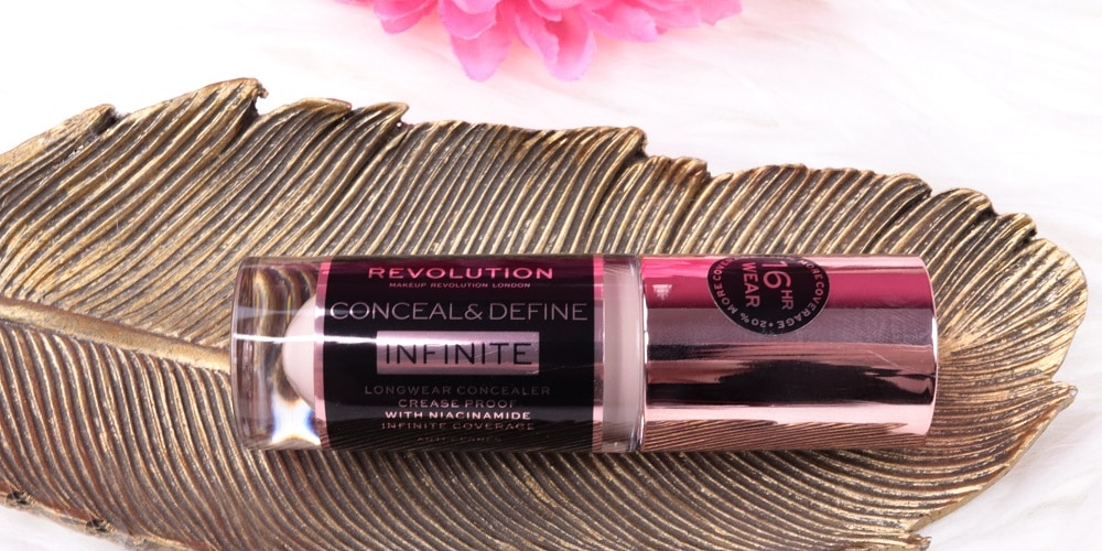 Conceal & Define Infinite von Makeup Revolution