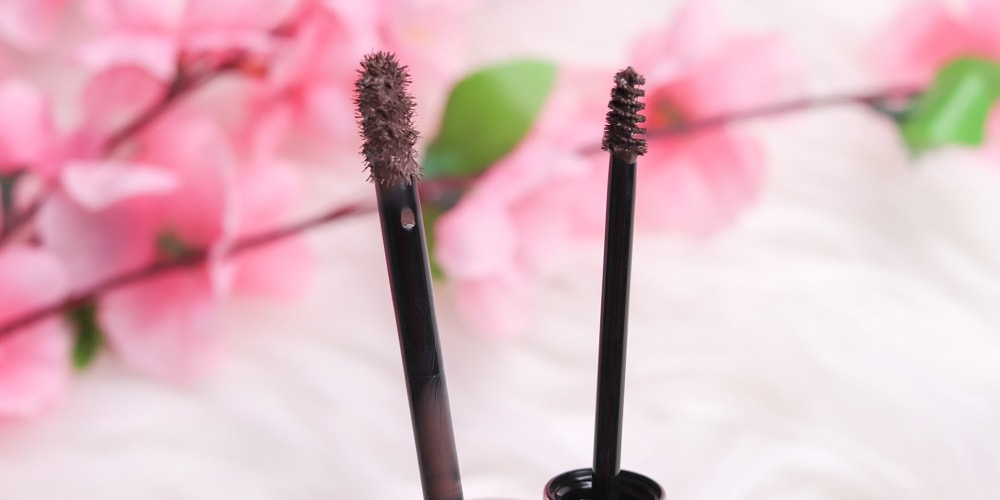 Maybelline Tattoo Brow vs. Gimme Brow Benefit Bürste