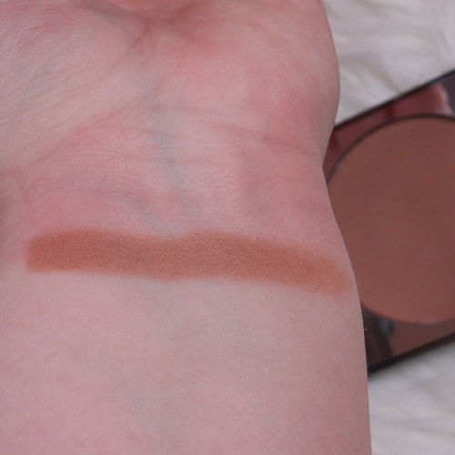 XX Revolution Bronzer Powder Bronzer Swatch Demo