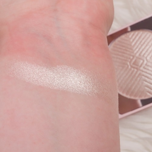 XX Revolution Highlighter Powder Highlighter Echo Swatch