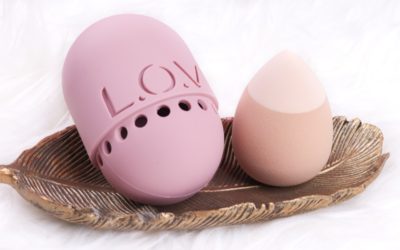 L.O.V 2 in 1 Foundation & Concealer Sponge + Sponge Case