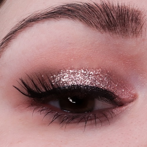 Catrice Kaviar Gauche Pressed Pigment Palette Look