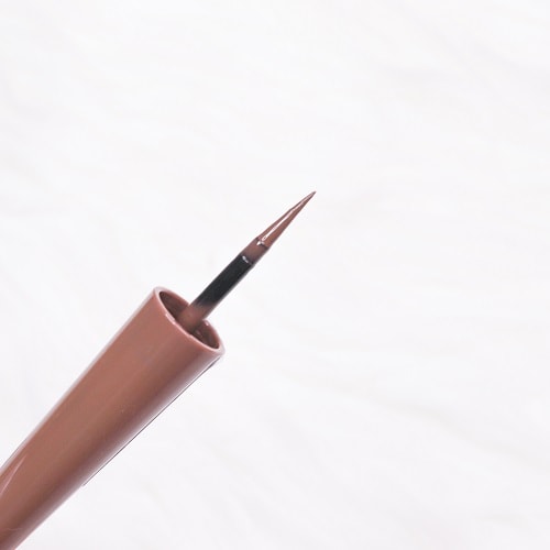 72H Natural Brow Precise Liner Spitze